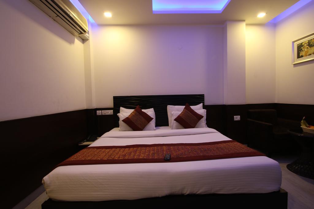 Hotel Hill Palace -Near Karol Bagh Metro Station Delhi  Exterior foto
