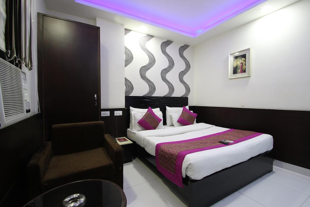 Hotel Hill Palace -Near Karol Bagh Metro Station Delhi  Exterior foto