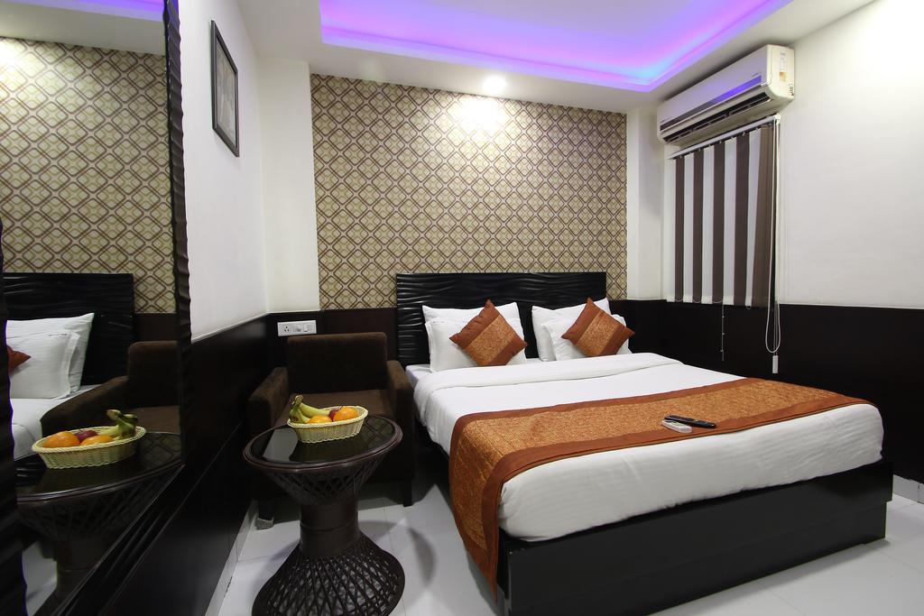 Hotel Hill Palace -Near Karol Bagh Metro Station Delhi  Exterior foto
