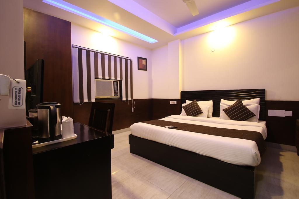 Hotel Hill Palace -Near Karol Bagh Metro Station Delhi  Exterior foto